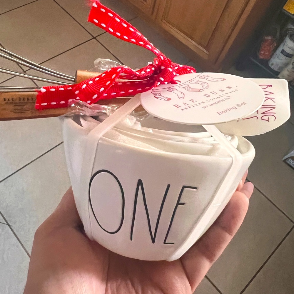 Rae Dunn holiday baking cups